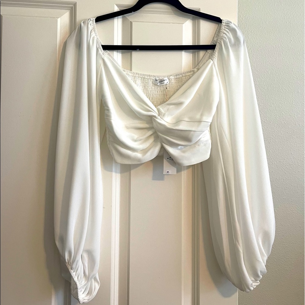 Long sleeve white cropped shirt